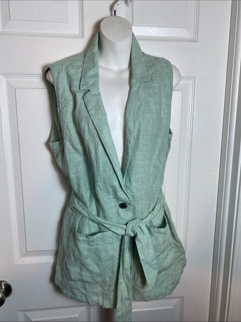 Tahari Linen Sleeveless Vest in Mint Green Size Large